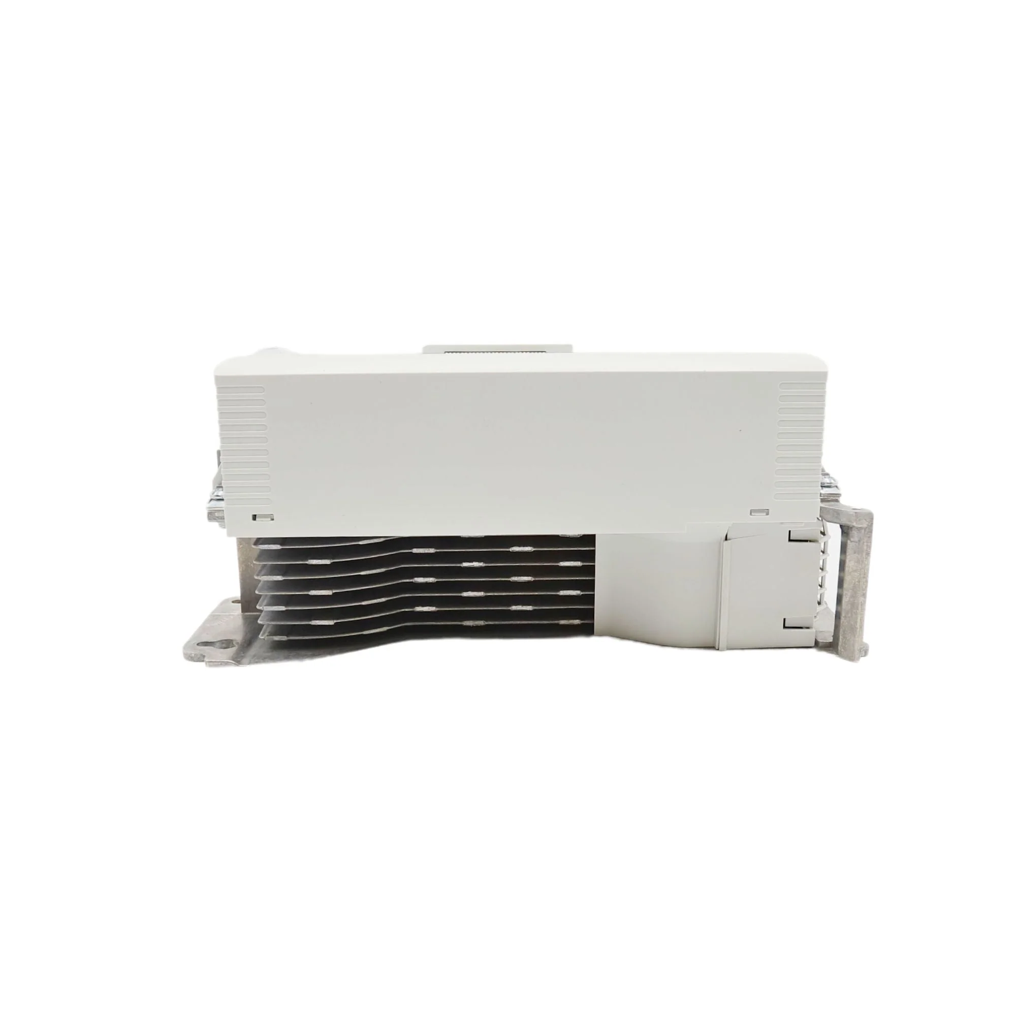 Lenze | i510 Cabinet VFD 10 HP 1/3ph 480V IP20 | I51BE275F10V11000S - Image 4